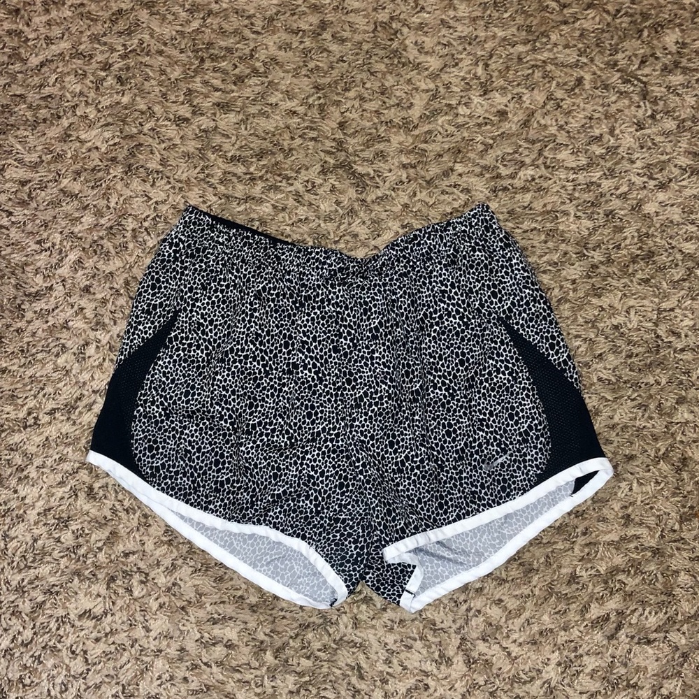 NIKE Athletic Shorts